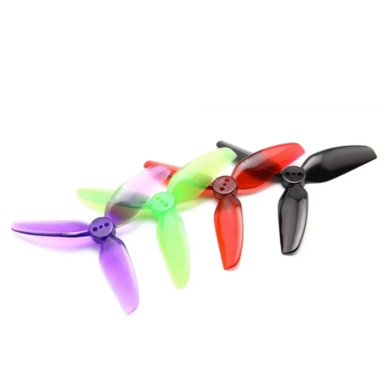 Hélice T3X3X3 en PC pour drone FPV, angle montrant l'épaisseur des pales
