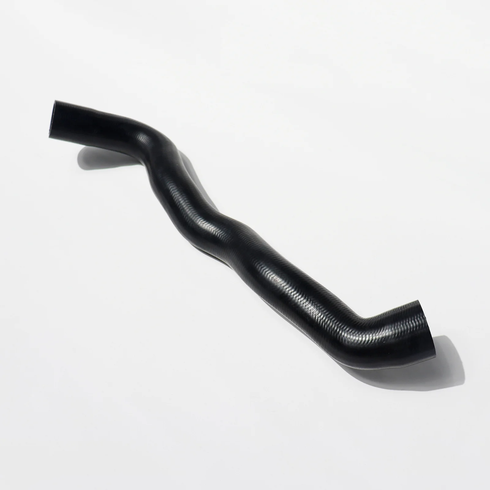 

Подходит для Mercedes-Benz E-class sedan W21 автомобильная система охлаждения воды шланг радиатора 2105013382