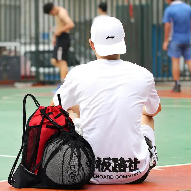 Bolsa de fútbol con cordón para niños, mochila de baloncesto plegable,  bolsa de gimnasio, mochila deportiva con bolsa de malla de pelota  desmontable para voleibol, béisbol, yoga, negro Vhermosa Mochilas, Termos y