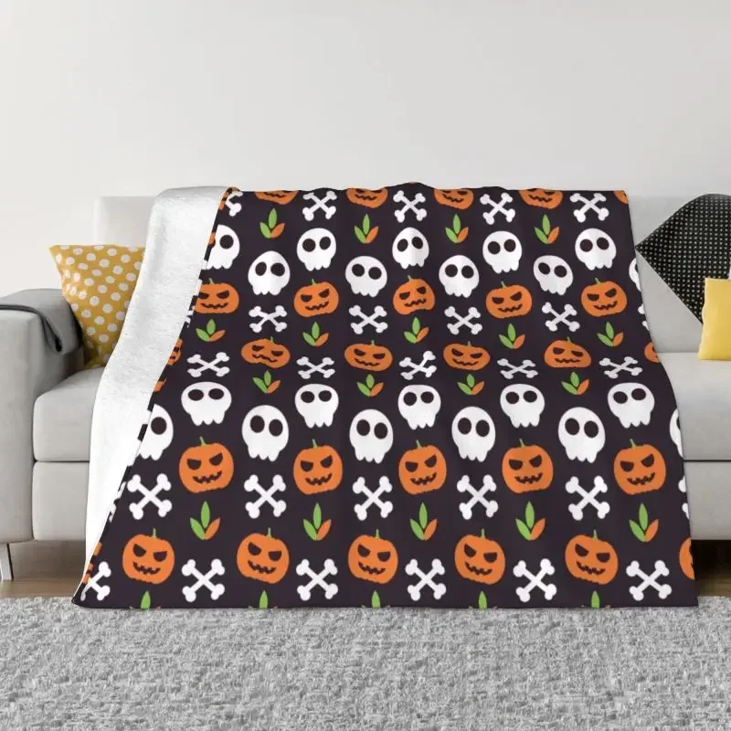 

Halloween Pattern Pumpkin Ghosts Bones Blankets Warm Flannel Throw Blanket for Sofa Bedroom Bedding