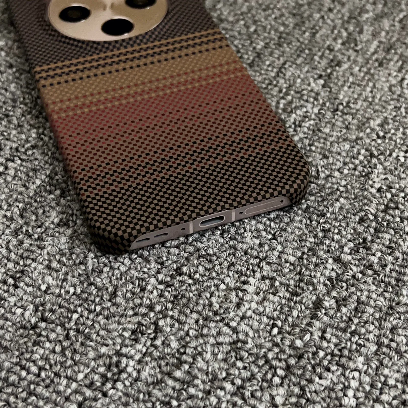 Enhanced Ultra-Thin Carbon Fiber Kevlar Pattern Magnetic Phone Case