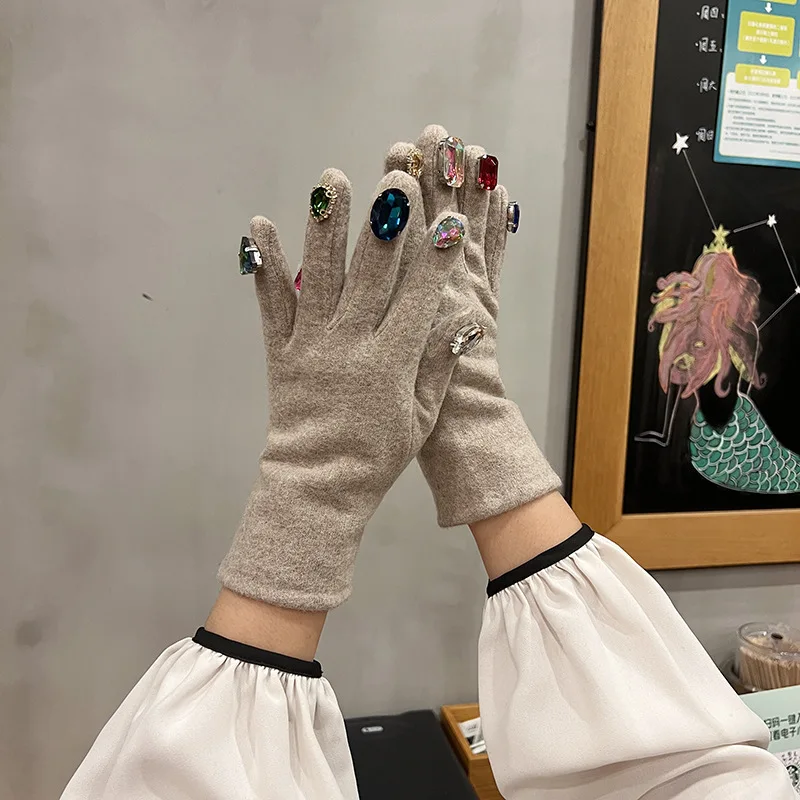 Ski gloves Cashmere gloves Korean version of the new rhinestone split finger gloves can touch screen warm cycling warm C038