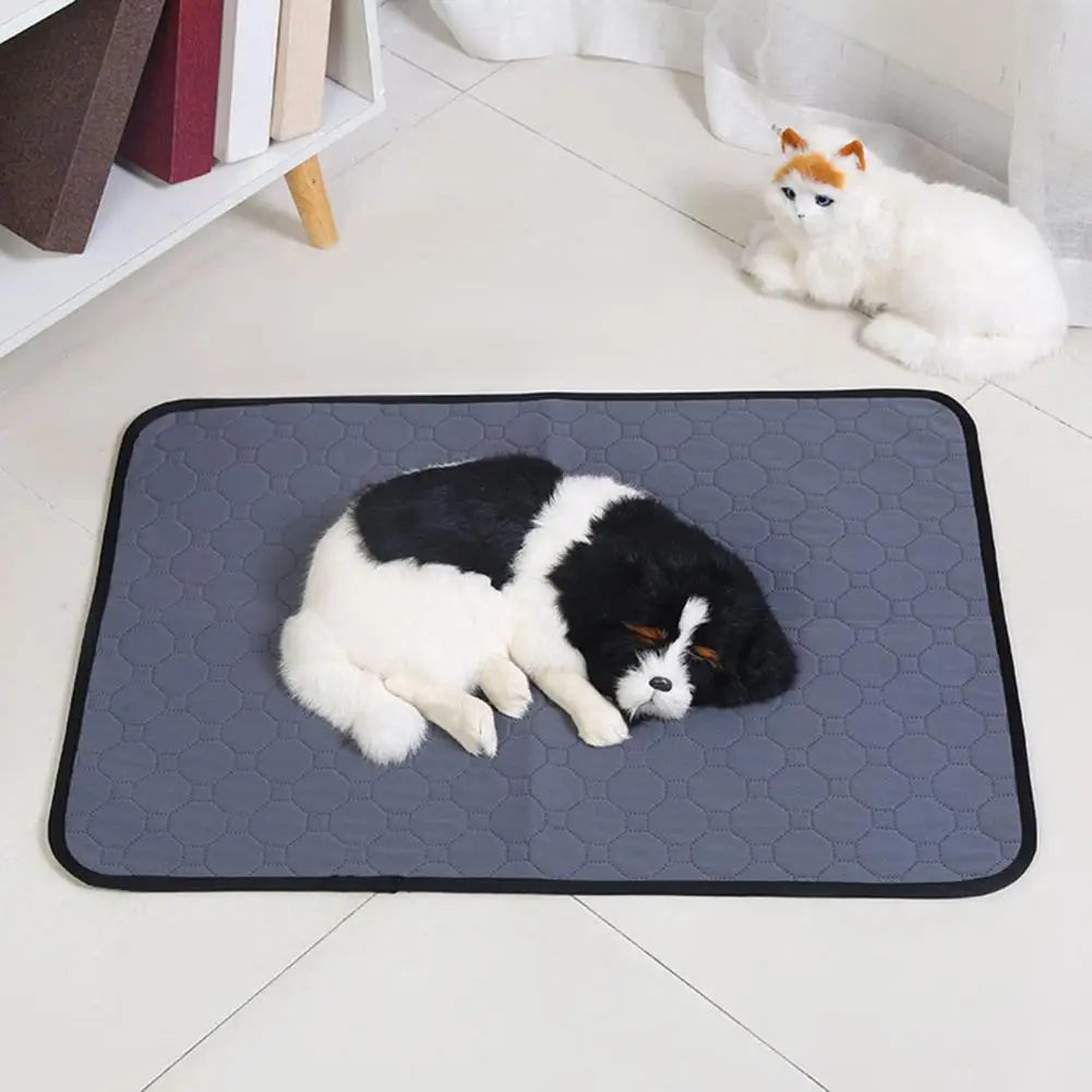 

Pet Whelping Pad Waterproof Reusable Pet Pee Pad Machine Washable Anti-slip Leakproof Dog Puppy Potty Training Mat for Whelping