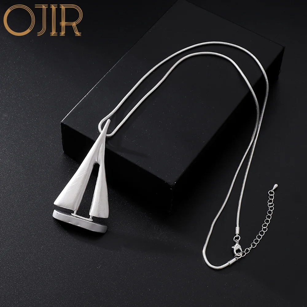 

Silver Color Long Collares Chains Necklaces for Women Goth Suspension Hollow Out Geometry Pendant Kpop Fashion Jewelry Accessory