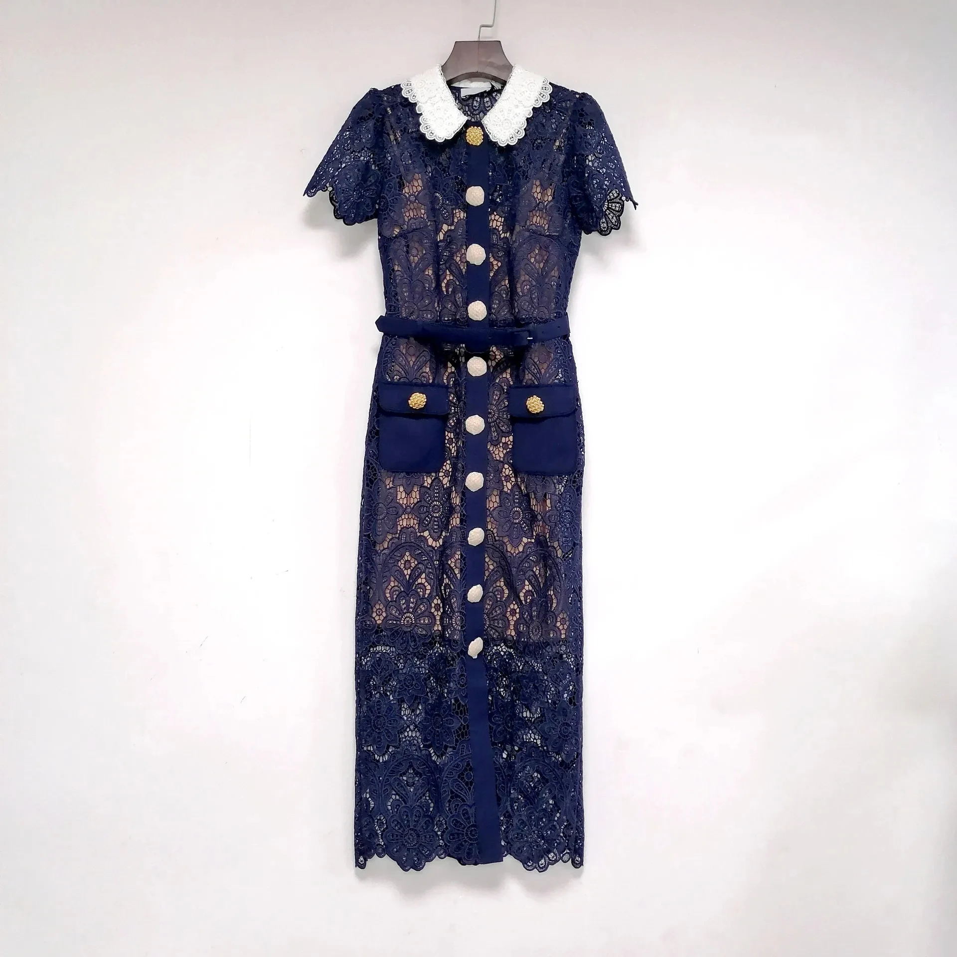 

Синее платье с воротником «Питер Пэн», водорастворимое, с высокой талией