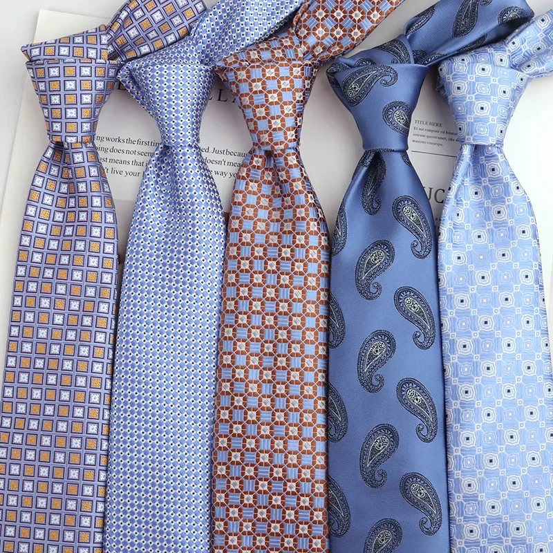 Cravate bleue pour hommes