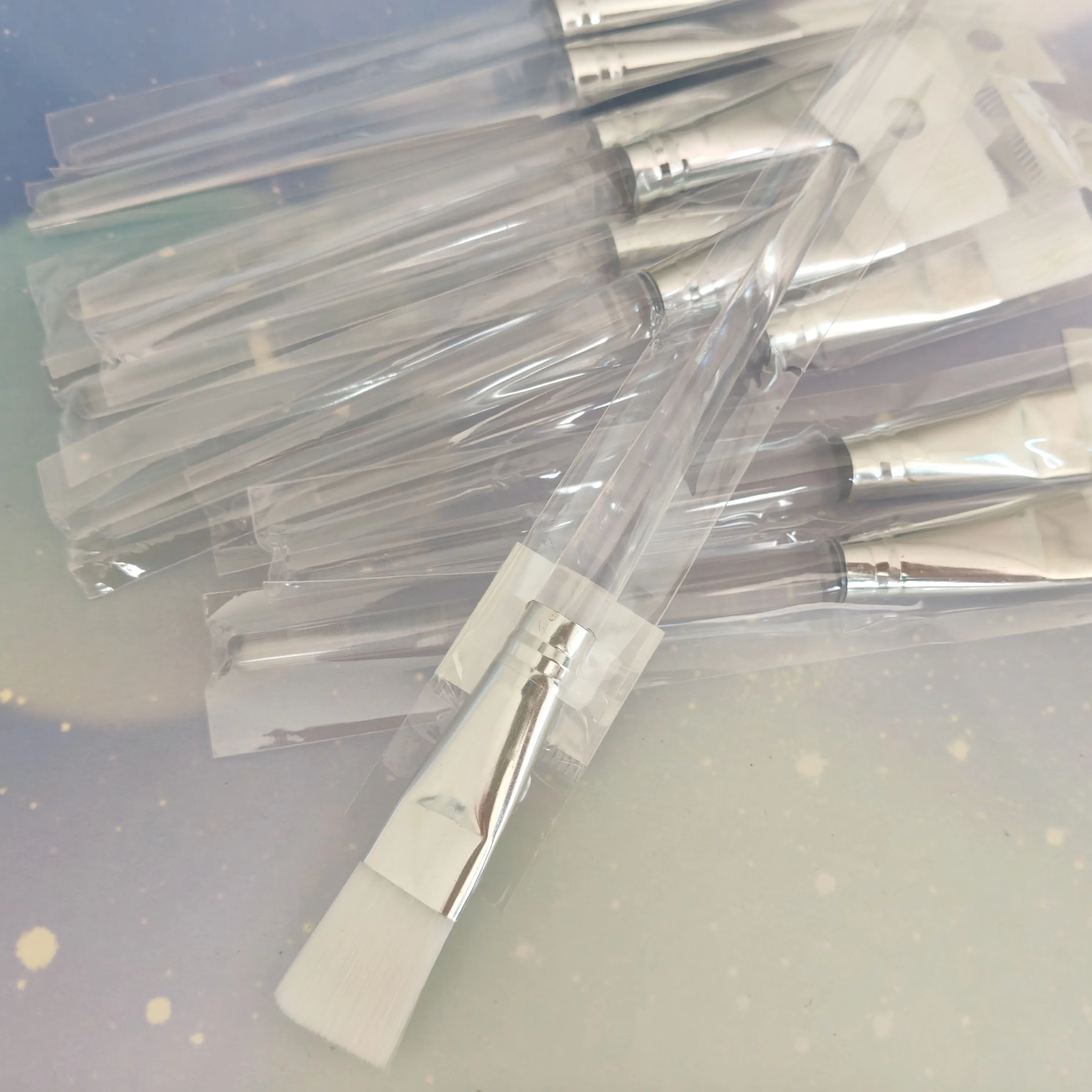10pcs Facial Mask Brushes Transparent Crystal Rod Face Applicator Brush for Face Mask Application or DIY Mask Makeup Tools