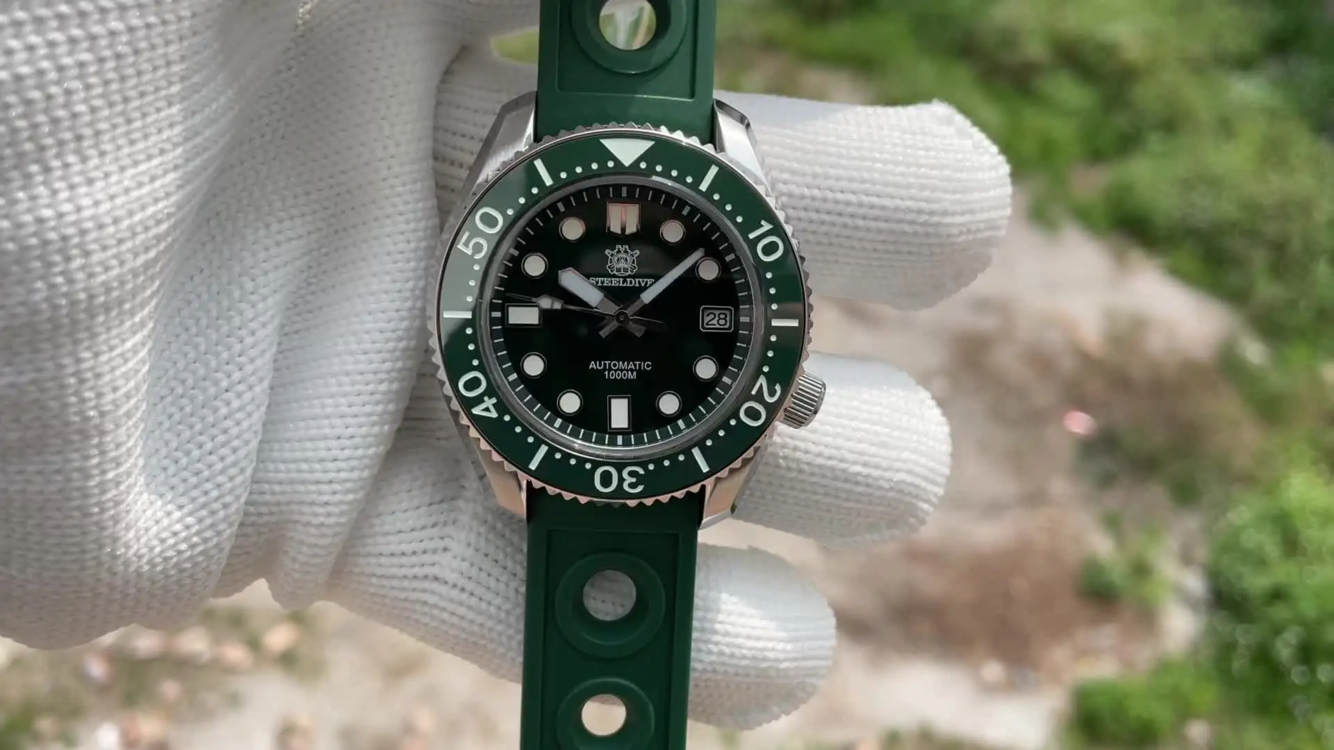 STEELDIVE SD1968 MM Dive Watch 44MM Case Green Dial 1000M