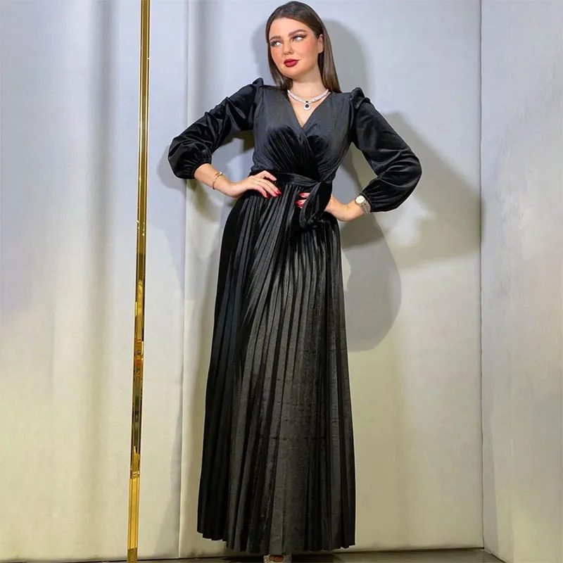 

Elegant Long Sleeve Black V-Neck Saudi Arabia Evening Dresses A-Line Pleated Floor Length Prom Dress Party Dresses for Women