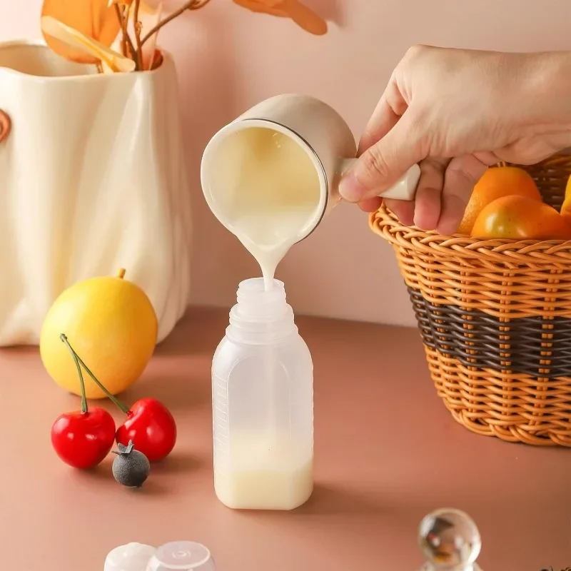 18/1PC Condiment Squeeze Bottles Portable Honey Salad Oil Ketchup Dispenser with Scale BBQ Seasoning Bottle Kitchen Containers