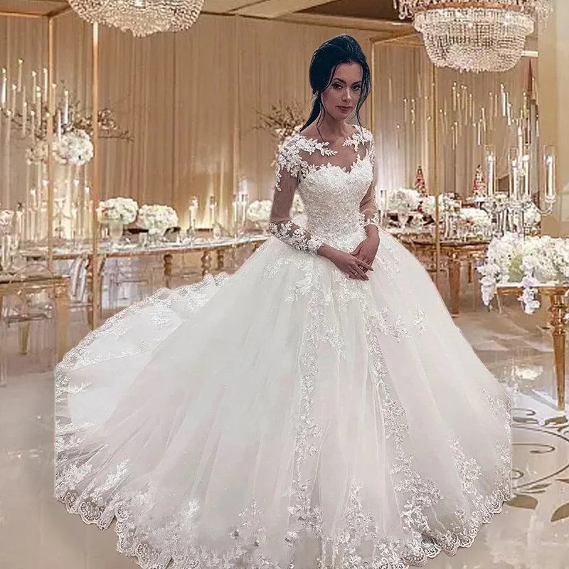 

Женское бальное платье со шлейфом It's yiiya, белое кружевное платье с длинными рукавами и круглым вырезом на лето 2019