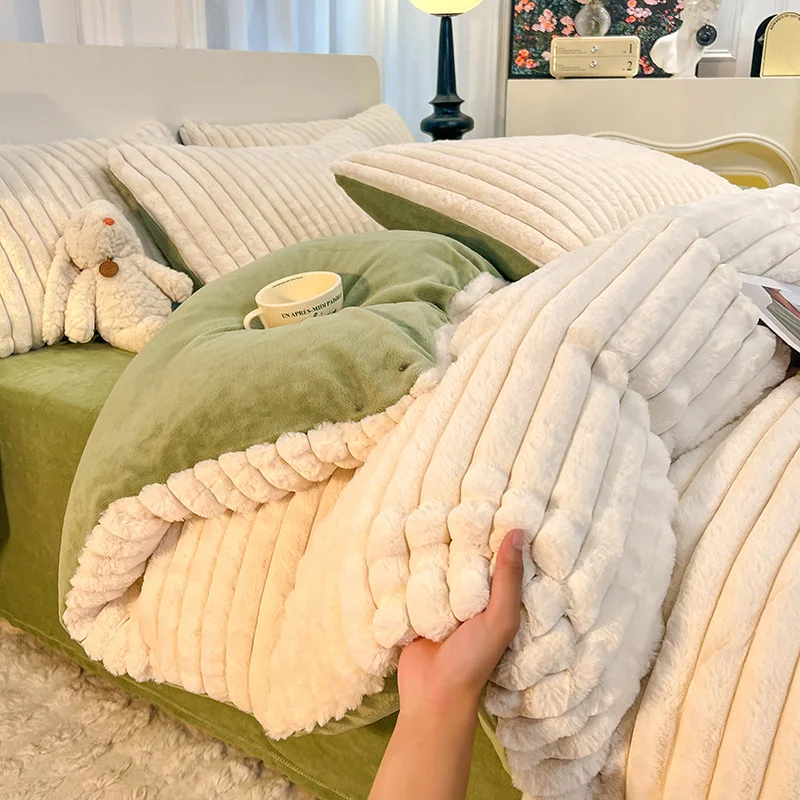 Thick Plush Milk Fleece Bedding 3