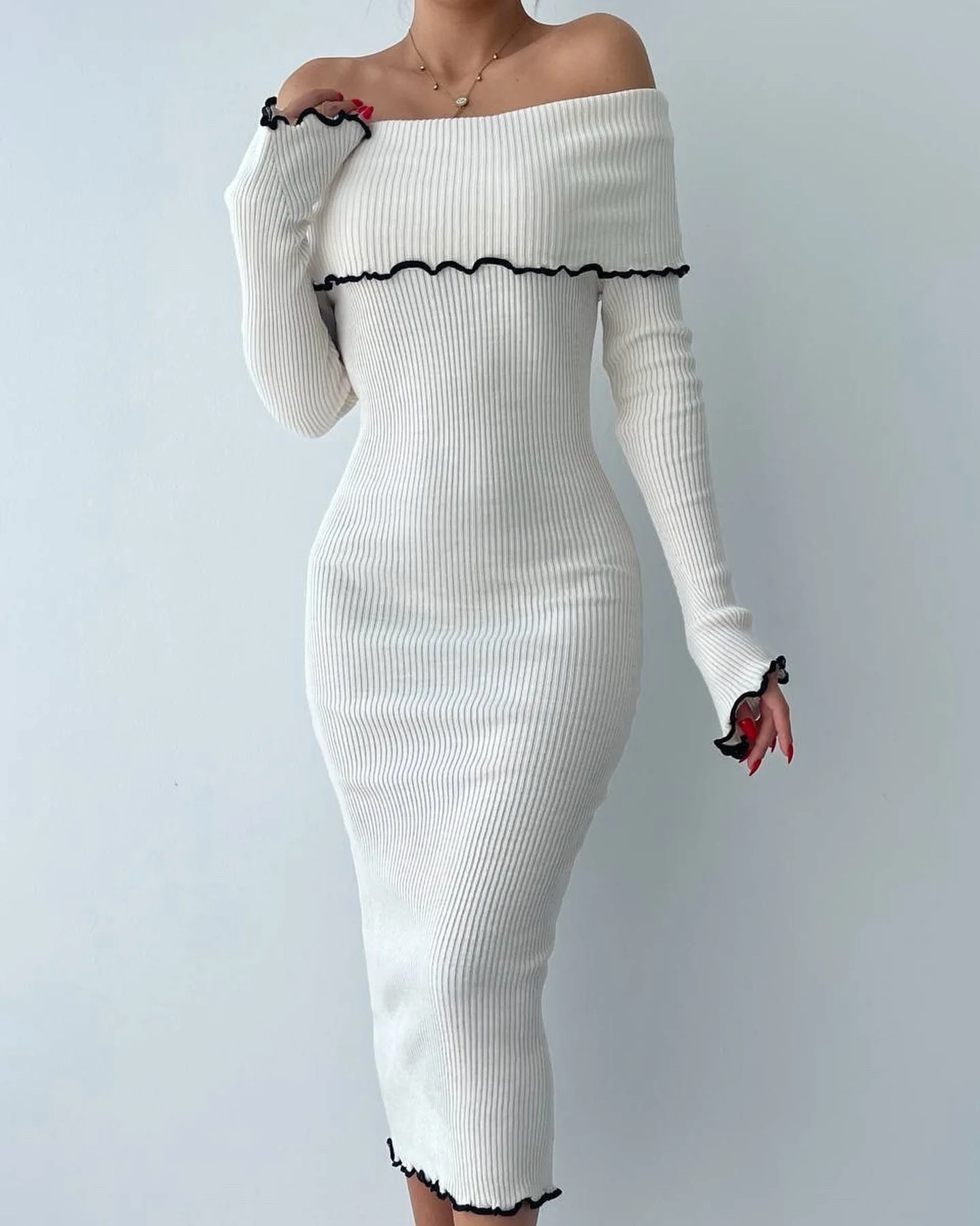 Ruffled Slim Knit Dress Women's Backless Long Sleeve Bandeau Contrast Autumn Party Dress Fashion Knitwear Maxi Dress