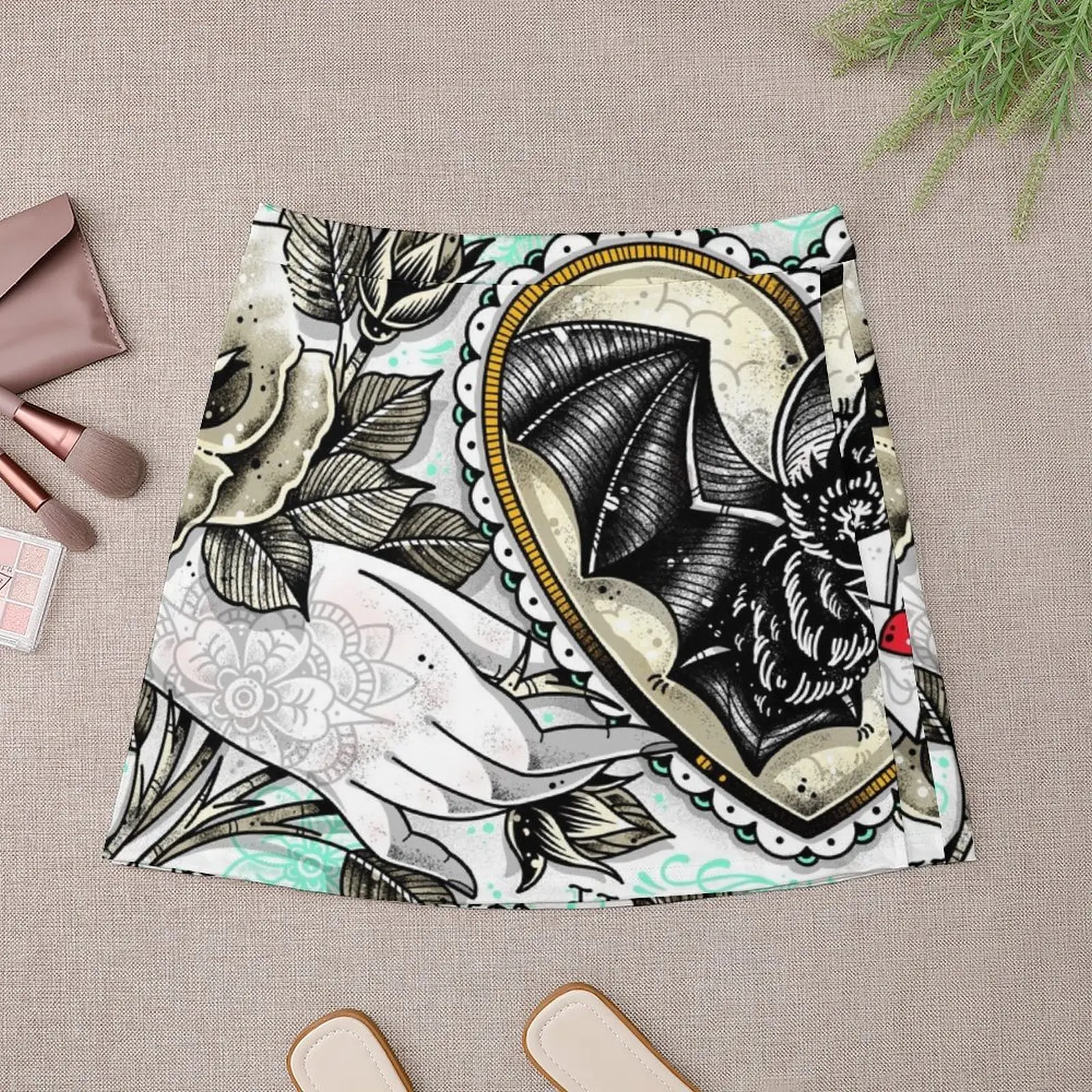 Hasten Back Vintage Style Romance Hand with Bat and Moon Lover Cute Traditional Tattoo Flash Mini Skirt