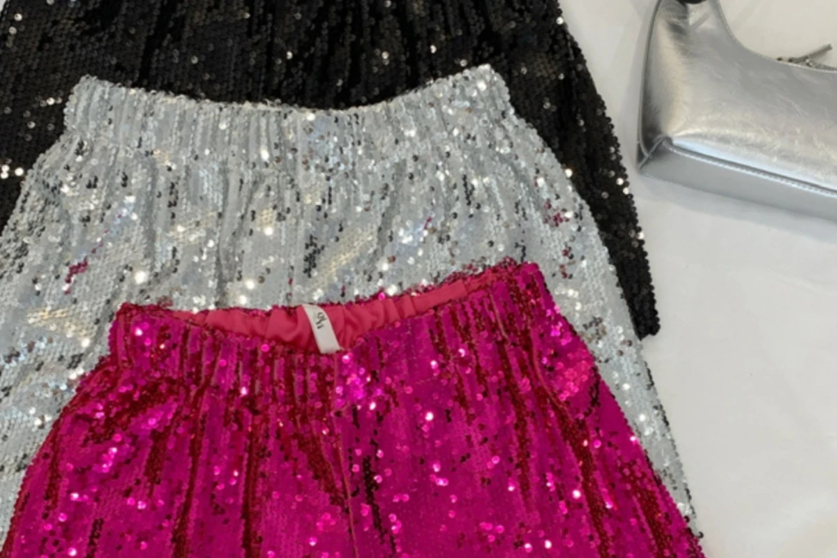Fashion 2024 Summer New Shorts Shiny Sequined High Waist Shorts Women's Summer New Loose Comfort Solid Color Wide Leg Pants