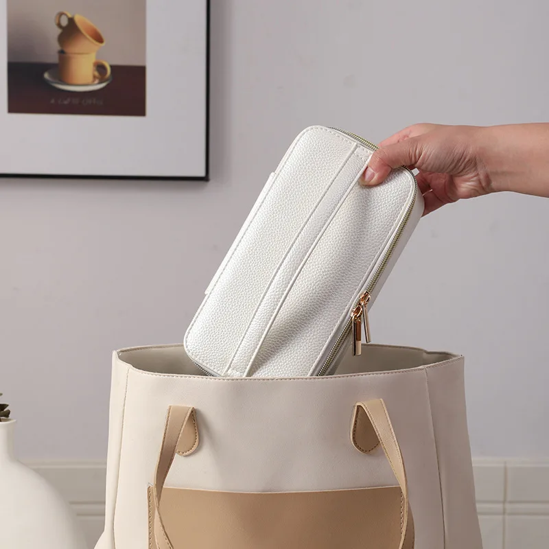 Organizzatore di gioielli da viaggio, custodia per gioielli con 1 borsa per gioielli in velluto Scatola portaoggetti portatile per gioielli da viaggio Regali di San Valentino - immagine 5
