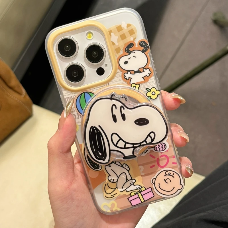 thumbnail image 1 of Bonita funda de teléfono con soporte magnético y carga inalámbrica Magsafe con dibujos animados de Snoopy y Charlie Brown para iPhone 15, 14 y 13 Pro Max, carcasa rígida de TPU, 1 of 4