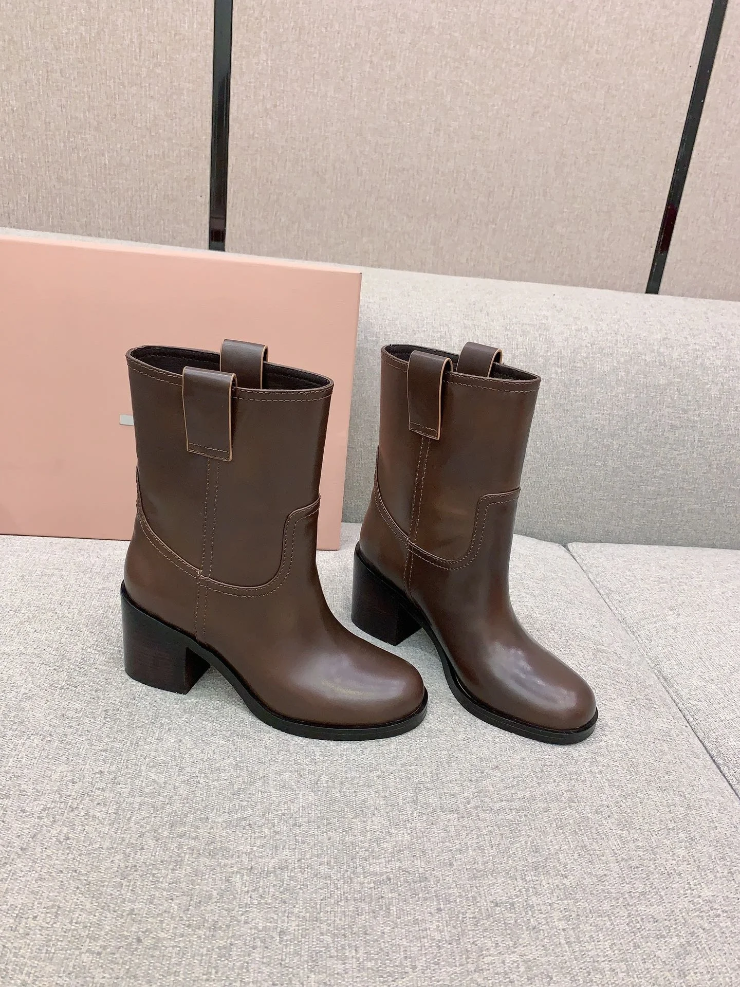 

Brand Custom Mi* Thick Heel Short Leg Chelsea Boots Leather British Wind Round Head Autumn And Winter New Women's Ankle Boots