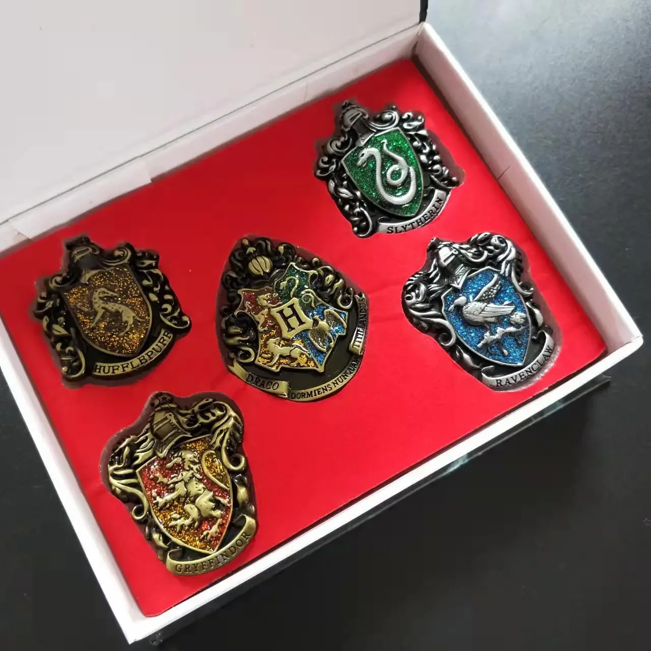 Universal Pin - Harry Potter Ravenclaw Crest Pin On Pin