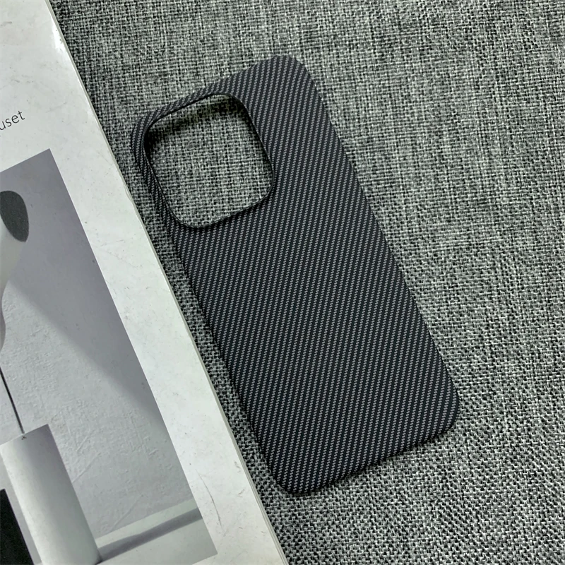 Carbon Fiber Texture Track Pattern Protective Phone Case - Hard PC Back Cover