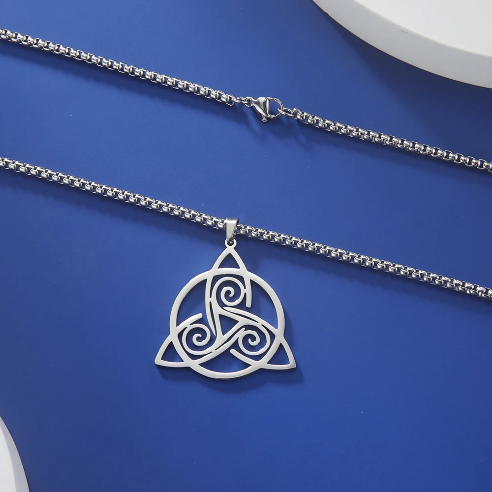 Dawapara Triquetra Triple Mond Göttin Halskette Wiccan Pentagramm Anhänger Edelstahl Religiöse Amulett Schmuck für Frauen Hexen-Schmuck Triquetra-Halskette Amulette für spirituellen Schutz – Detail 32