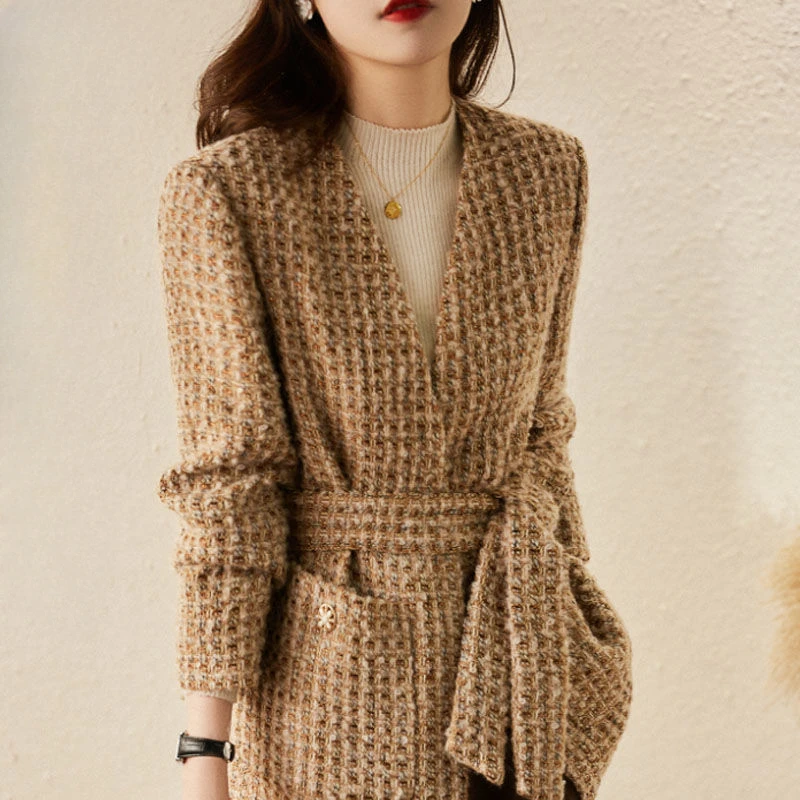 Women High-End Tweed Coat Design Gold Silk Retro Mid-Length Outwear Female Temperament V-Neck Fashion Casual Versatile Outerwear