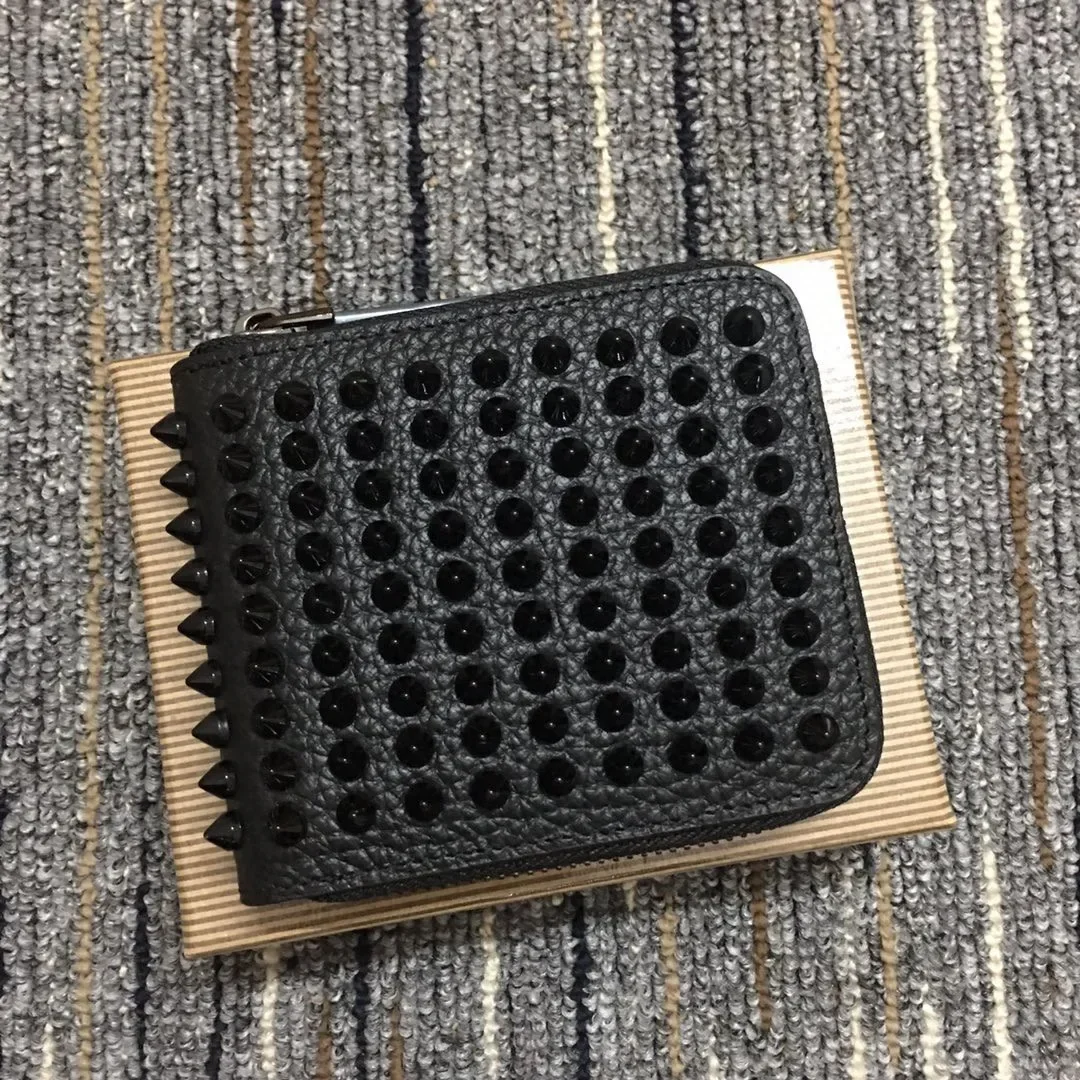 

Fashion Cl Wallet Luxury Brand Design Rivet Style Men Short Wallet Zipper Simple Ultra-thin Small Leather Clip Casual Purse