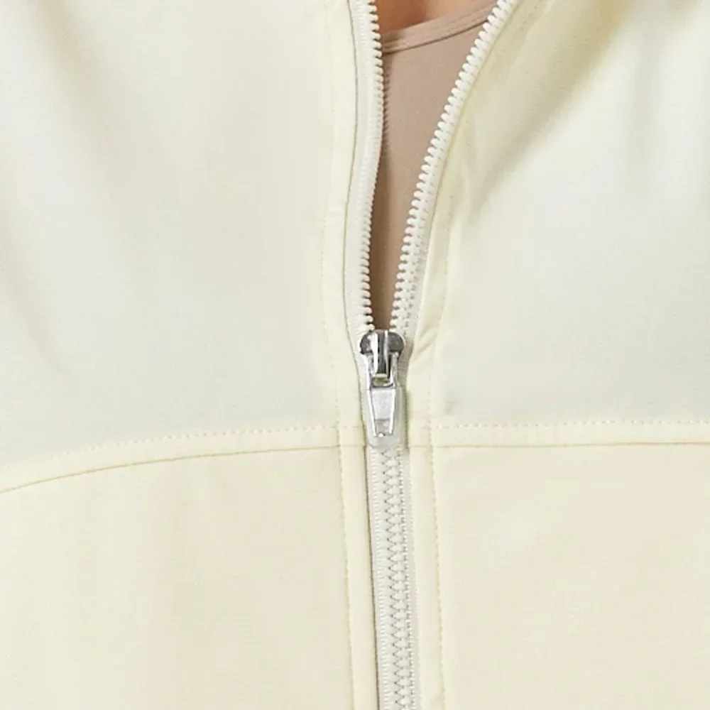 UV-Protective Tennis Jacket UPF 50+ Women Cool Feel Loose-Fit Sports and Fitness Jogging Top sports jacket