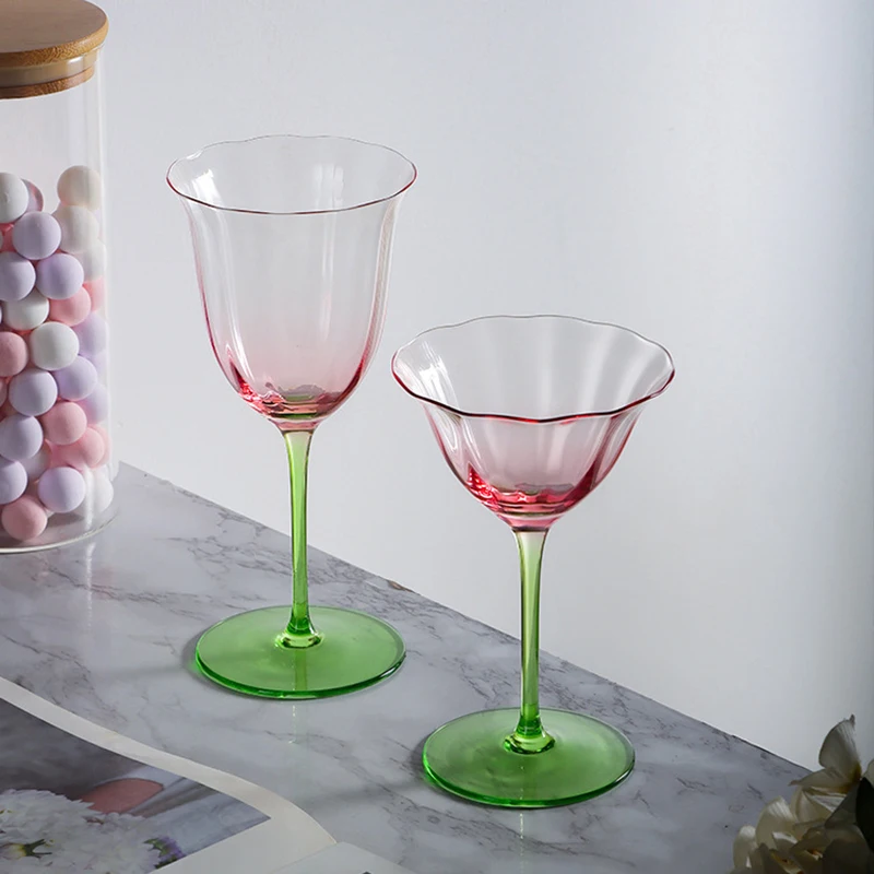 Home Light Luxury Retro Vertical Stripes Flower Wine Glass Calice Crystal Glass Pink Green Champagne Cup Cocktail Martini Cups