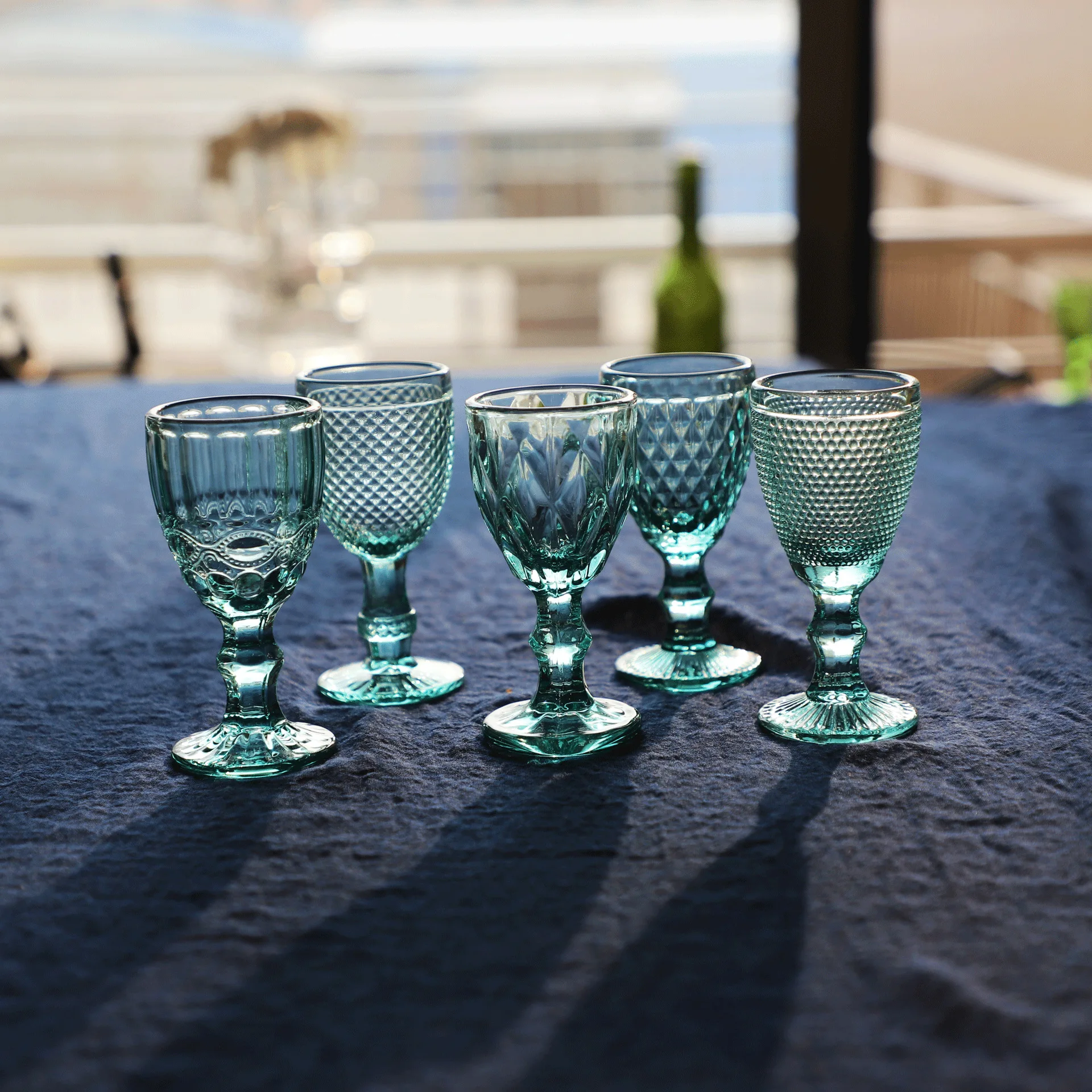 plastic shot glass 6 Pieces Pack 50ml Vintage Embossed Goblet Pressed Shot Glass Cups Set for Wine Spirit Soju Alcohol