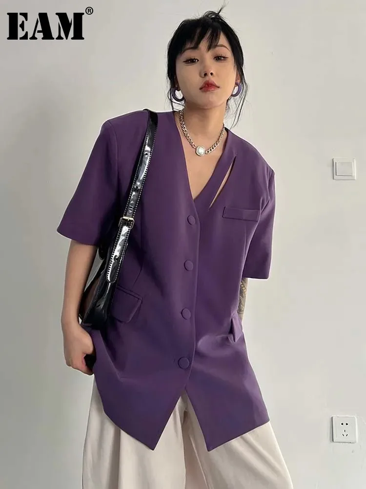 

[EAM] Women Purple Brief Big Size Elegant Blazer New V-neck Short Sleeve Loose Fit Jacket Fashion Spring Summer 2024 1DE9236