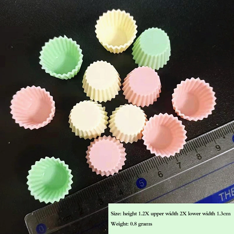 10Pcs/set 1:12 Dollhouse Miniature Cup Cake Mold Mini Muffin Cupcake Baking Molds Modle Toy Kitchen Doll House Decor Accessories