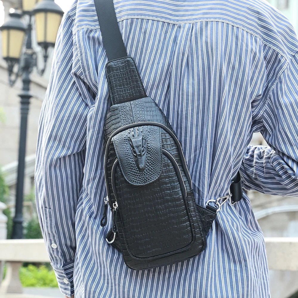 Men's retro shoulder bag crocodile pattern crossbody bag personalized fashion trend genuine leather men's chest bag