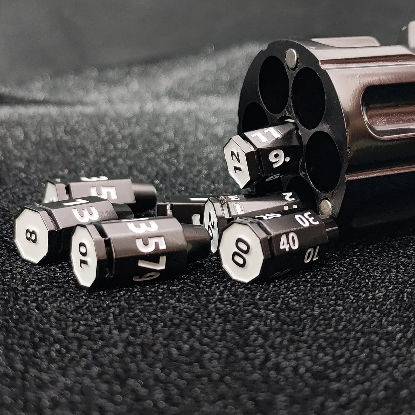 Metal Bullets With Rotating Zoster Cylinders Polyhedral Dice Segpunk COC Run Board Game Device 5