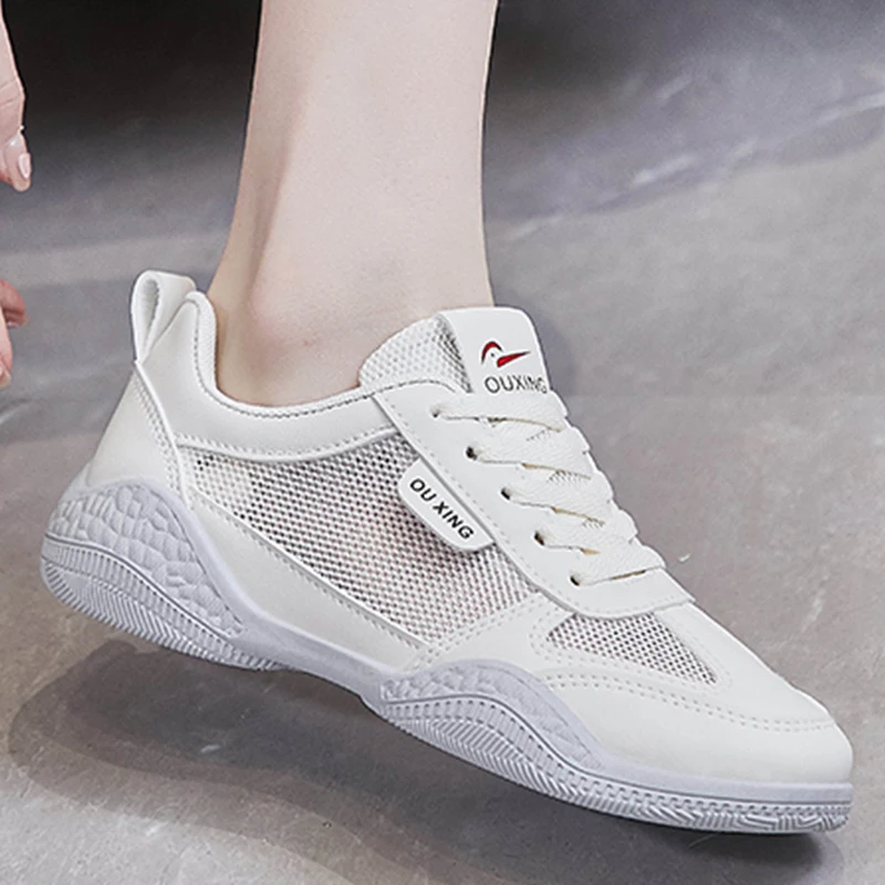

Breathable Women Vulcanized Shoes Platform Female Flats Anti-slip Women Mesh Sneakers Lightweight Casual Sneakers Lace-up 2023