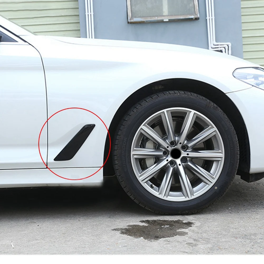 Garnitures D'Aération Latérale Noires Pour BMW Série 5 G30/G31 (2017-2023) - Réf. 51747439013 & 51747439014