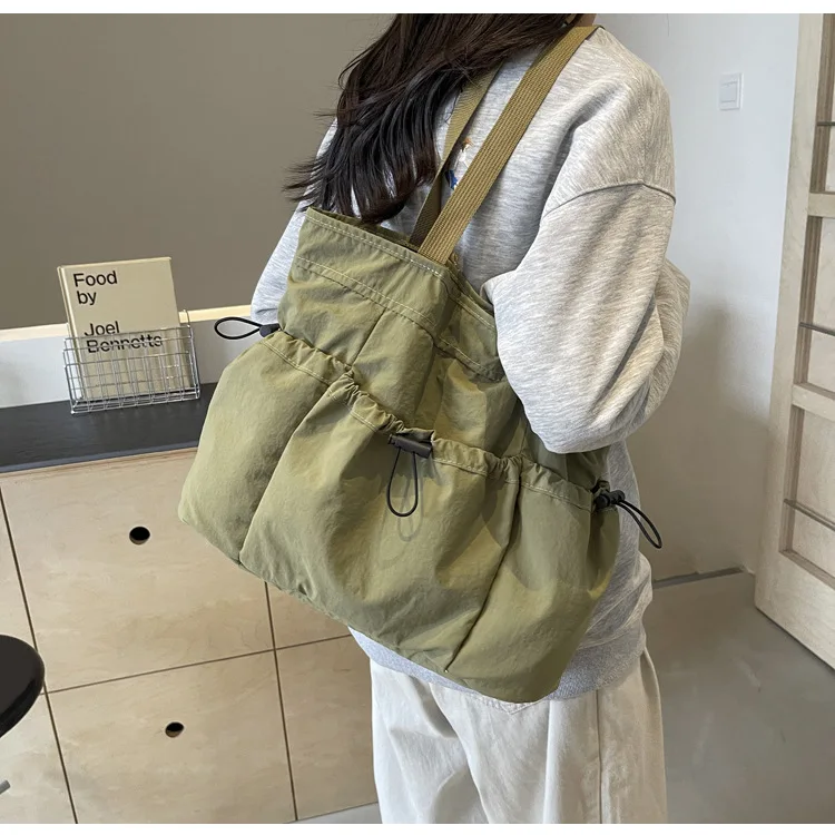 Large Capacity Tote Bag Fashion Shoulder Canvas Bag Work Commuting Bucket Bag