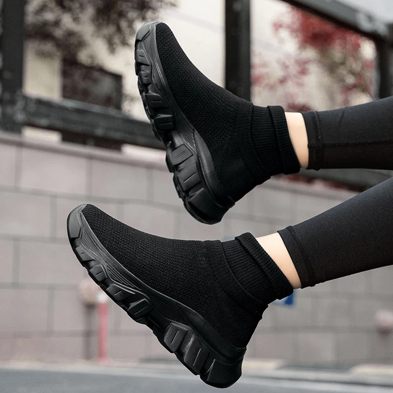 Fashion Knit Men Casual Sneakers Comfortable Socks Walking Shoes Couple Comfortable Outdoor Wear-resistant Trainer Running Shoes 3