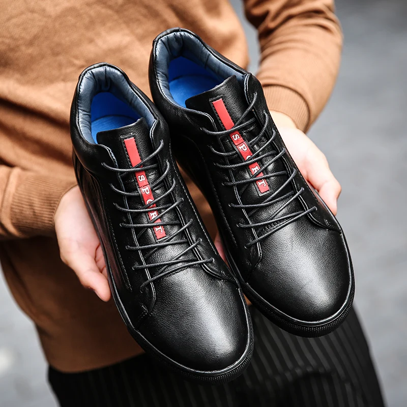 2023 New Genuine Leather High Top Casual Boots Men's Autumn and Winter Plush Lining Anti slip Durable Large Sole Winter Boots