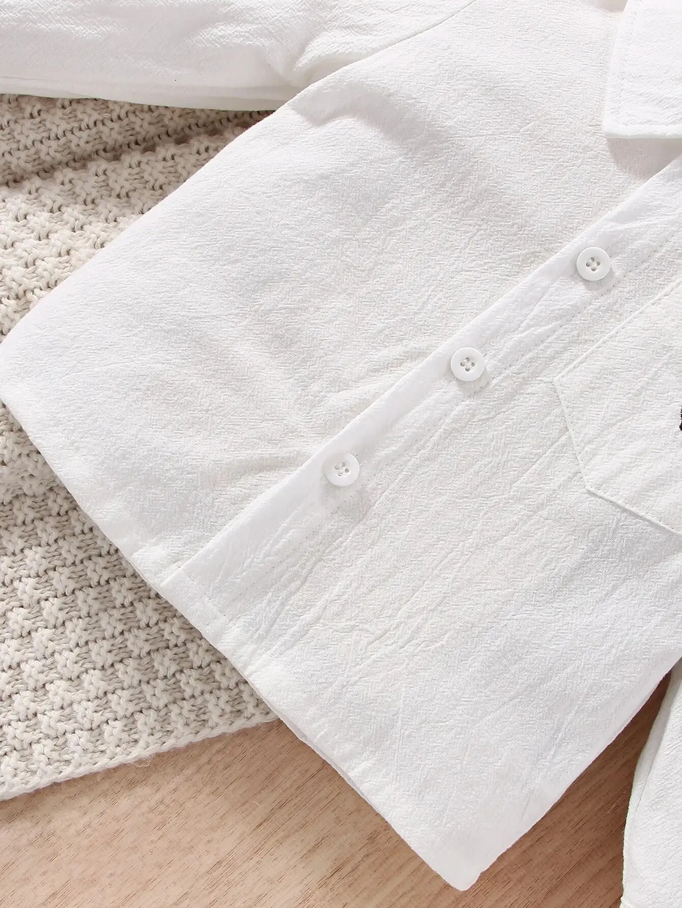 봄과 가을  소년 새로운 패션 패션 흰색 셔츠 코트 작은 공룡 자수 패턴 레저 스포츠 편안한