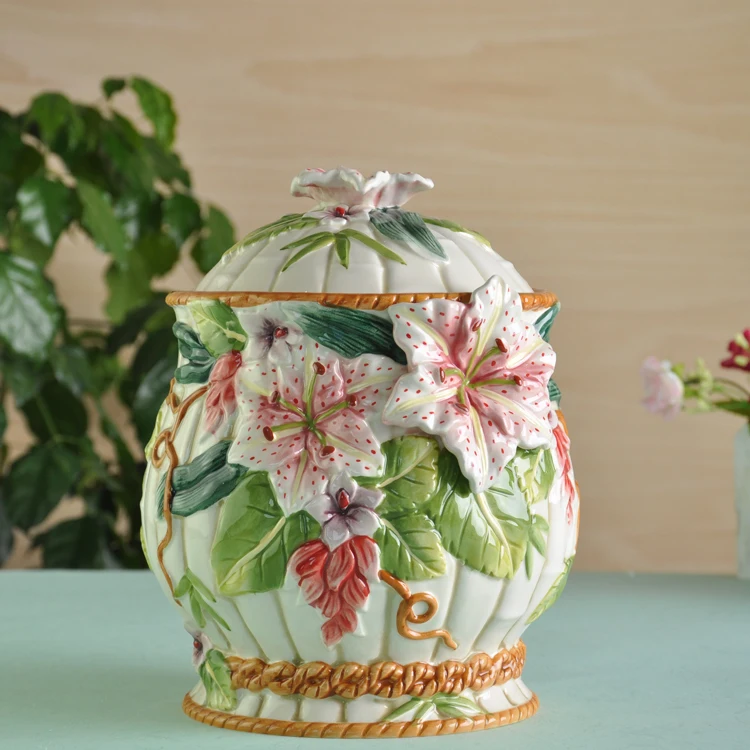 

Lily Fugui bamboo ceramic sealing jar biscuit jar tea can, storage jar ornament