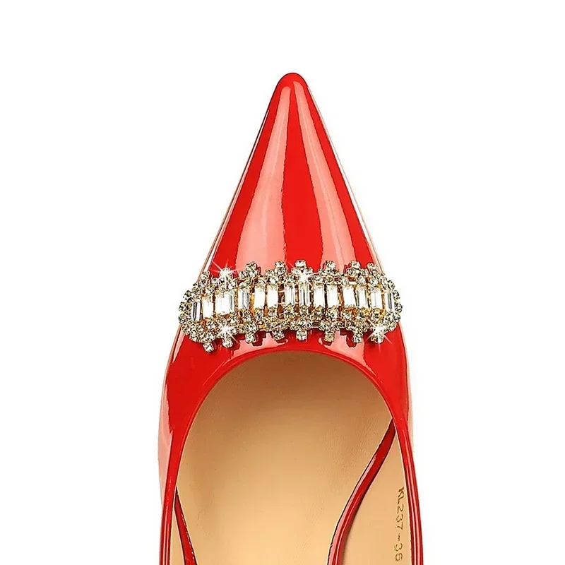 Women 4.5cm Thin Mid Heels Classic Pointed Toe Shoes Patent Leather Crystal Metal Decoration Lightweight Formal Ladies Pumps 3