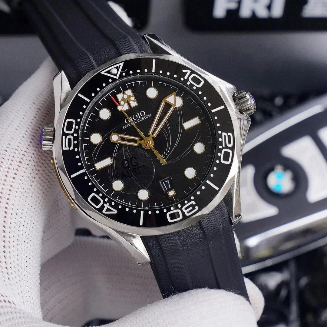 

Luxury New Men Automatic Mechanical Watch Stainless Steel Gold Diver Blue Rubber Ceramic Bezel Watches Sport Glass Back