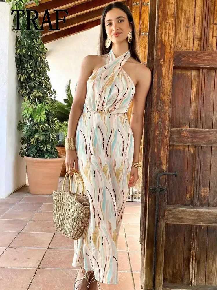 

Платье женское летнее длинное без рукавов с лямкой на шее