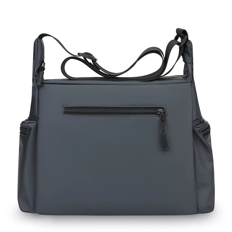 Men's crossbody bag - large capacity, with adjustable shoulder straps, zipper closure, sturdy structure, classic style