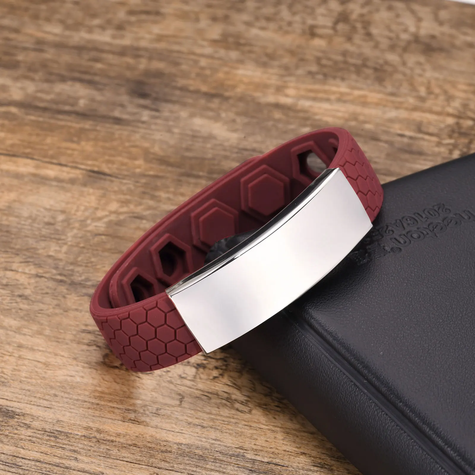 VNOX Personalized Leather Bracelet For Men - Engraved Motivational Cuff Bangle, Encouragement Gift
