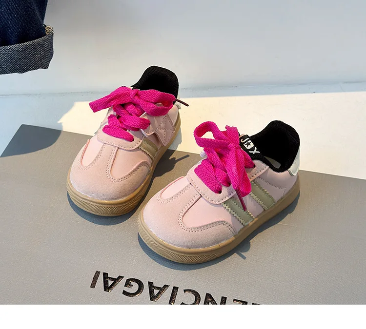 PU-Leder-Sneaker für Kinder, wasserdicht, trendige modische Kinderschuhe, rutschfeste Sportschuhe für Kinder – Detail 24