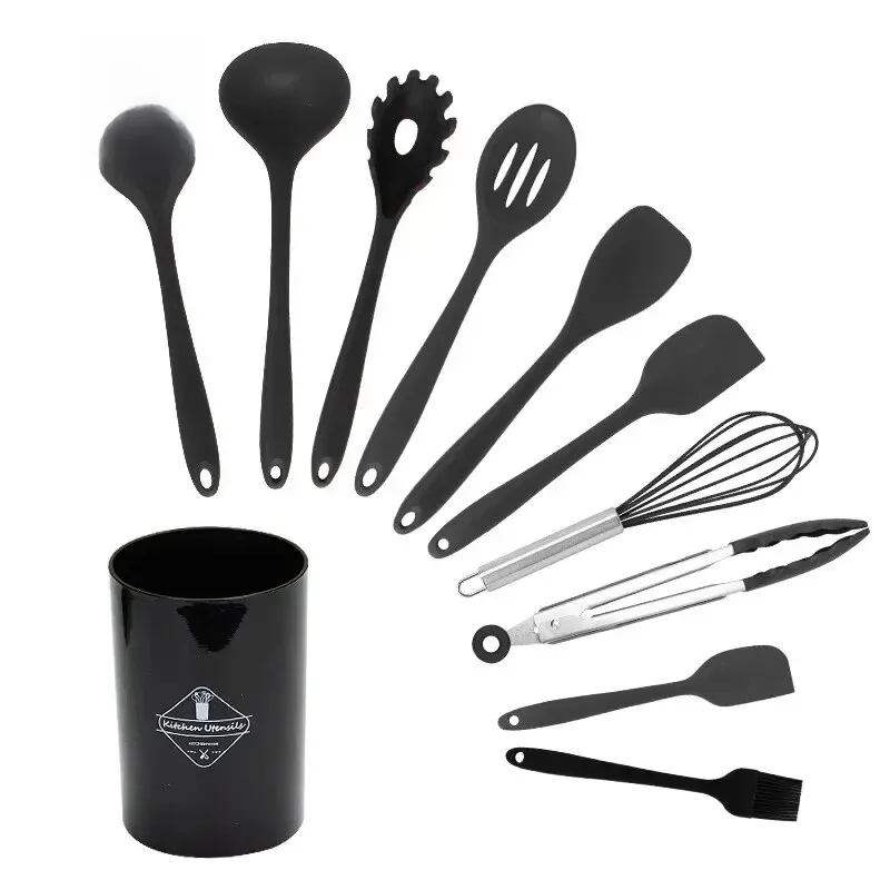 Black all-inclusive 11-piece set