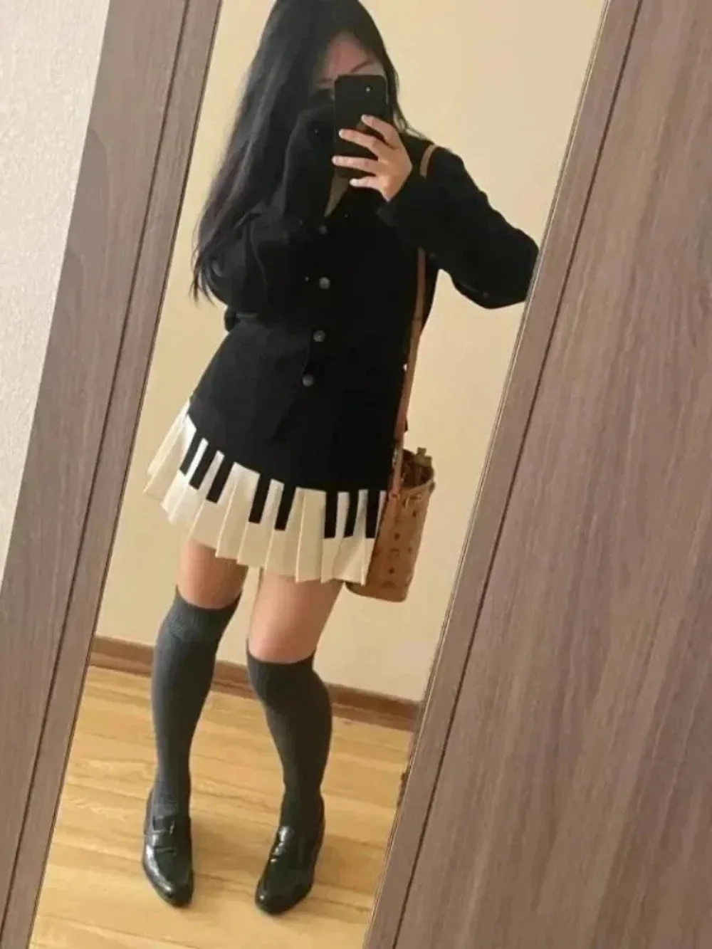 Women's Vintage Piano Key Skirt Black White Contrast Pleated Mini Skirt Y2K Harajuku Empire Waist Slim Short Skirt Streetwear 6