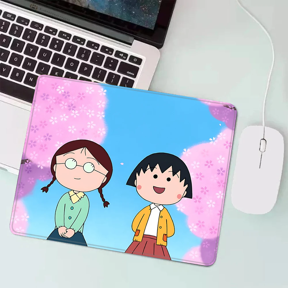 thumbnail image 1 of Alfombrilla de ratón para juegos Chibi Maruko-chans XS, alfombrilla de ratón pequeña para PC, decoración de escritorio para gamers, alfombrilla de ratón para oficina, alfombrilla de escritorio, 1 of 4